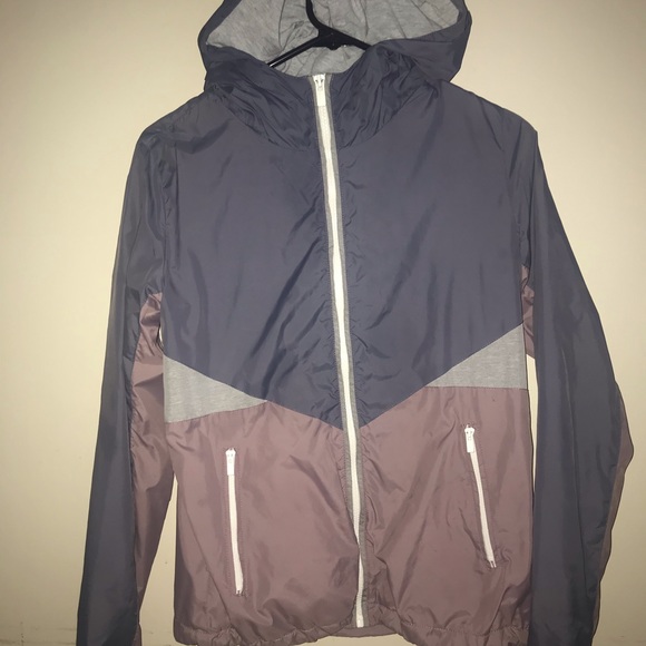 Brand: Garage - Picture 1 of 2